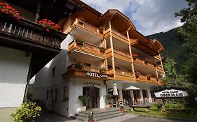 Hotel Garni Obermair Mayrhofen